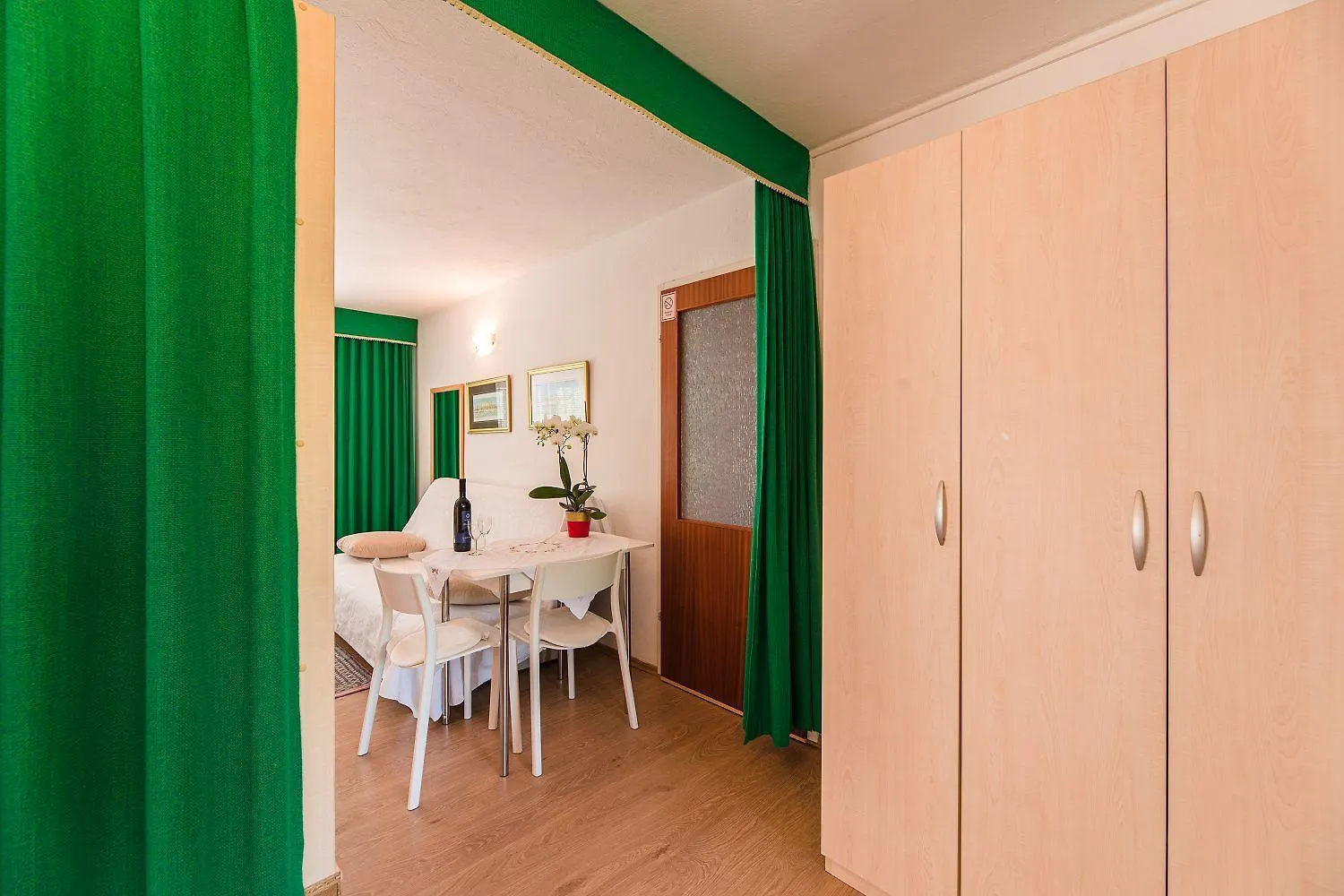 Lauschiges Apartment Nur 200 Meter Zum Sandstrand Mit Meerblick, Grill, Klima Crikvenica Croatia