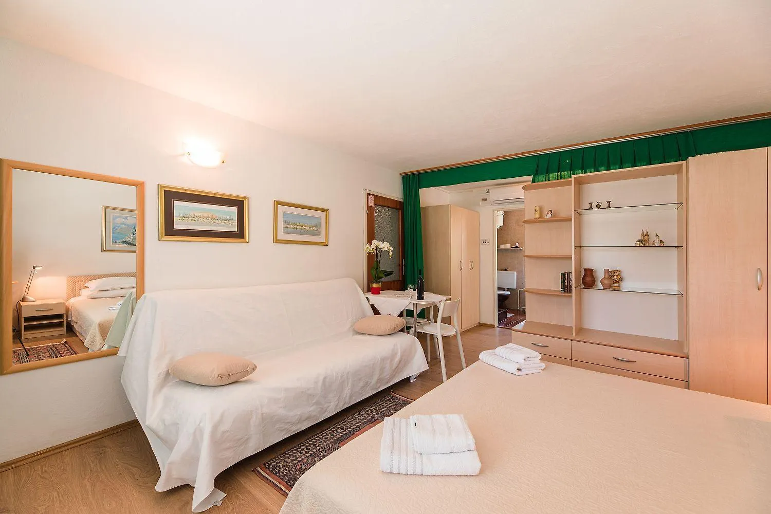 Lauschiges Apartment Nur 200 Meter Zum Sandstrand Mit Meerblick, Grill, Klima Crikvenica