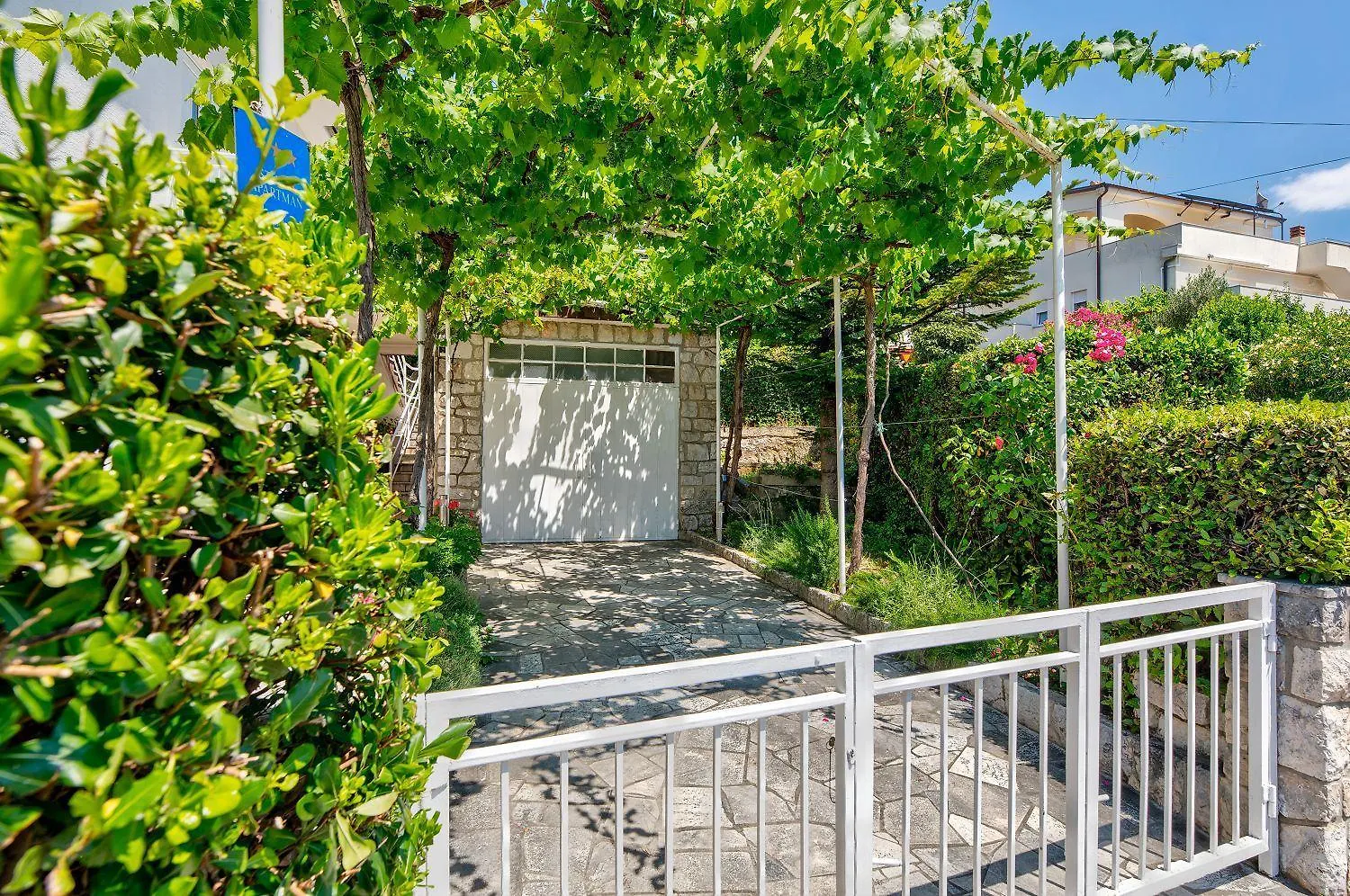 Lauschiges Apartment Nur 200 Meter Zum Sandstrand Mit Meerblick, Grill, Klima Crikvenica