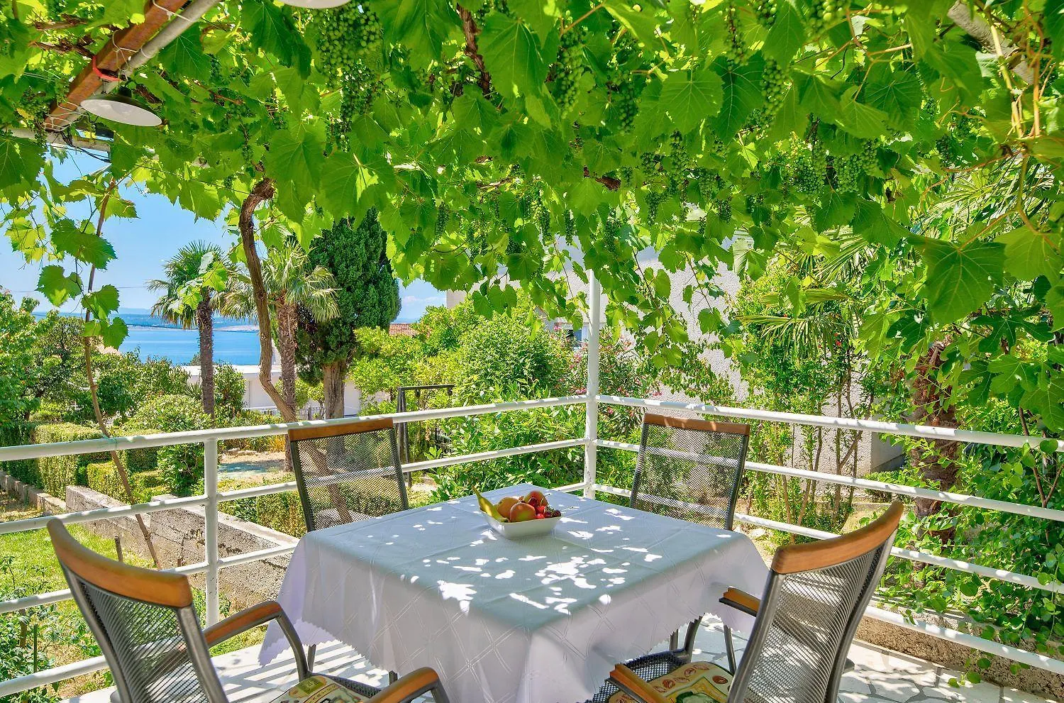 Lauschiges Apartment Nur 200 Meter Zum Sandstrand Mit Meerblick, Grill, Klima Crikvenica